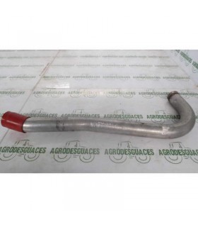 Tubería Intercooler Derecha Usada New Holland 82033018