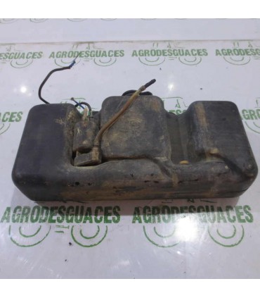 Depósito Limpia Parabrisas Usado Massey Ferguson 3582444M91