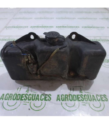 Depósito Limpia Parabrisas Usado Massey Ferguson 3582444M91
