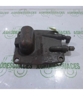 Tapa Aceite Embrague Usada Massey Ferguson 3714940M2