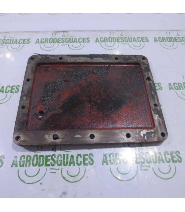 Tapa Inferior Salida DT Usada Massey Ferguson 3716553M2