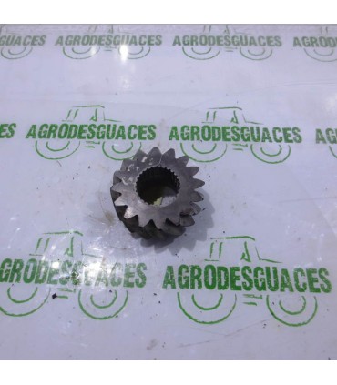 Piñón Salida DT Usado John Deere R72001