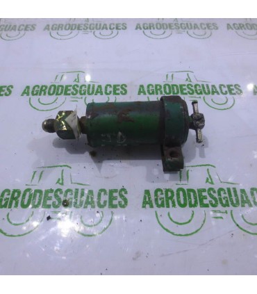 Acumulador Hidráulico Transmisión Usado John Deere RE17006