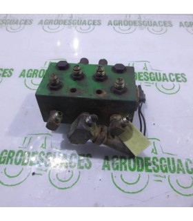 Válvula Repartidora Usada John Deere RE20681