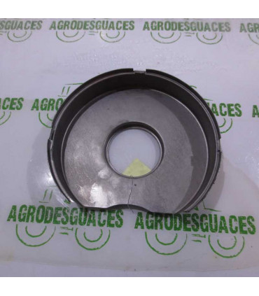 Tapa Protectora Paquete Salida DT Usada Deutz 04415946