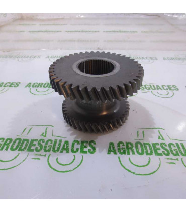 Piñón Doble Usado Deutz 04427571