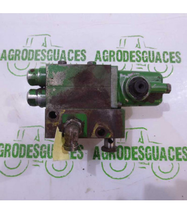 Válvula De Mando A Distancia SG2 Usada John Deere AL34595