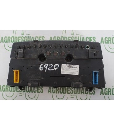 Cuadro De Instrumento Usado Para Tractor John Deere AL166108