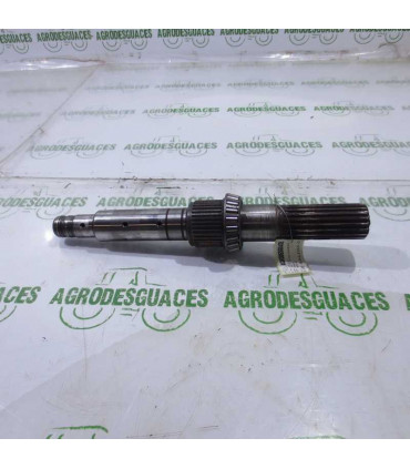 Eje Salida DT Usado John Deere R115201