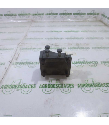 Soporte Derecho Carter Motor Usado Fendt 931202010110