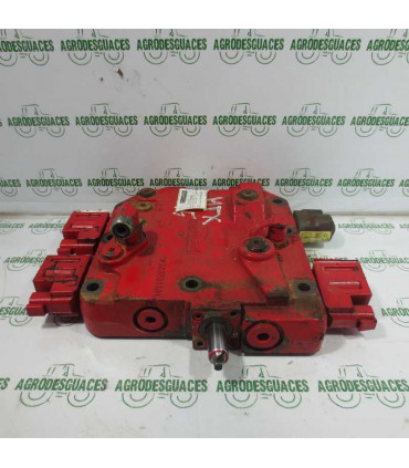 Válvula Transmisión Usada McCormick 716412A1