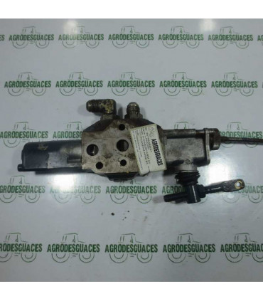 Distribuidor Con Regulador Usado Landini 3674646M91