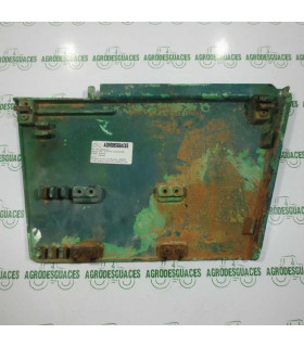 Chapa lateral derecha inferior usada cuadro AL56303