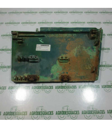Chapa lateral derecha inferior usada cuadro AL56303
