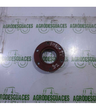 Retenedor 6 agujeros usado C9NN7N087A