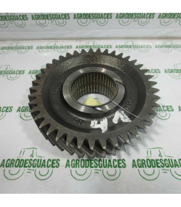 Piñón sincronizado usado E0NN7113JB