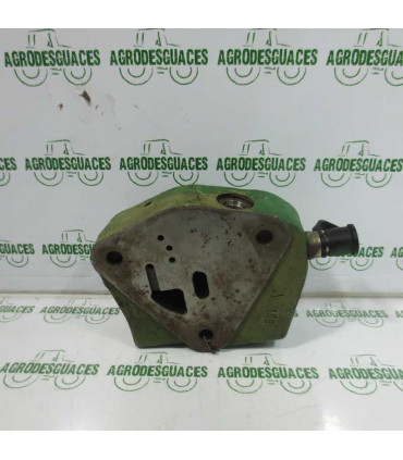 Tapa derecha cierre distribuidor usada John Deere AL117097