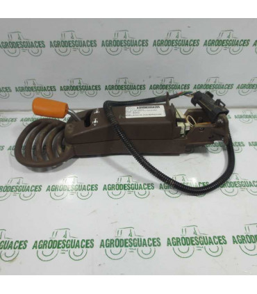 Palanca inversor usada John Deere AL162683