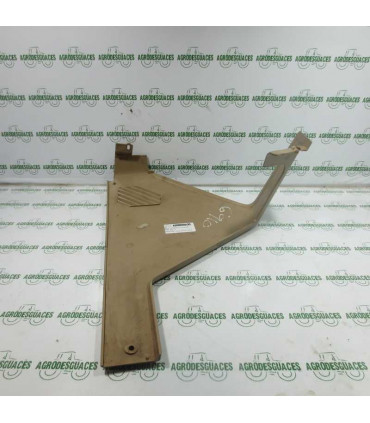 Cubretablero derecho usado John Deere L112516