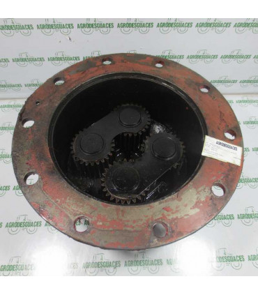 Reductor delantero usado New Holland 86020257