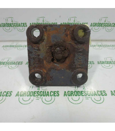 Pivote mangueta usado New Holland 86505030