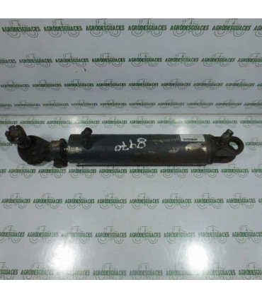 Cilindro de dirección usado New Holland 86508658