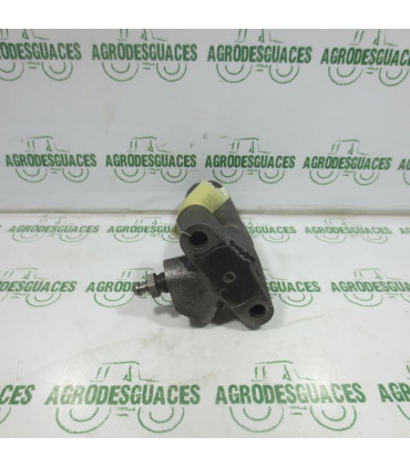 Bomba de embrague usada Same 0.255.6538.4/50