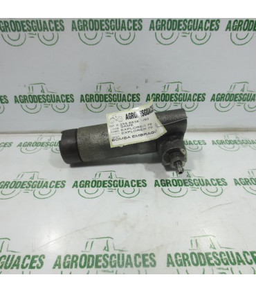Bomba de embrague usada Same 0.255.6538.4/50