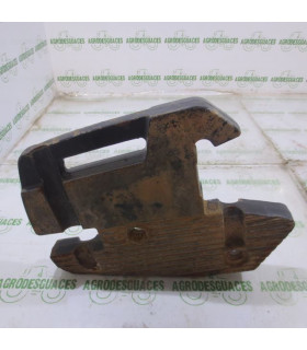 Contrapesa delantera usada Valtra