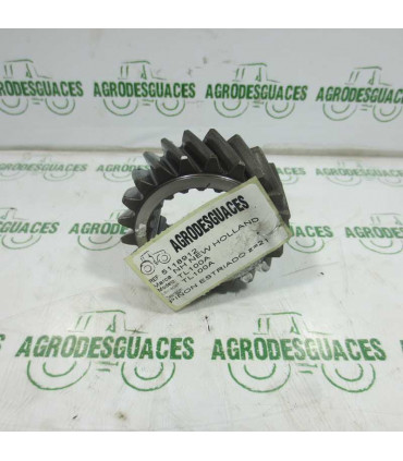 Piñón estriado usado New Holland 5118912