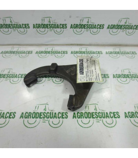 Horquilla reductor central usada New Holland 5125822