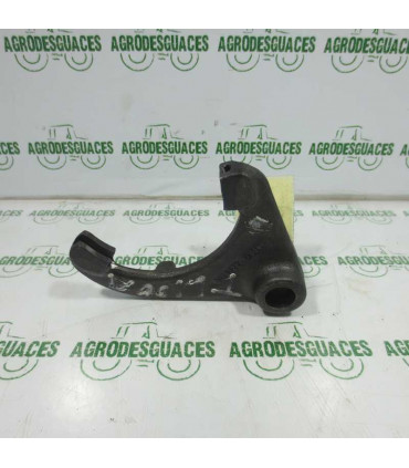 Horquilla reductor central usada New Holland 5125822