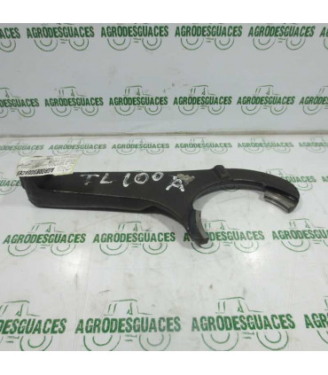 Horquilla reductor central usada New Holland 5125823