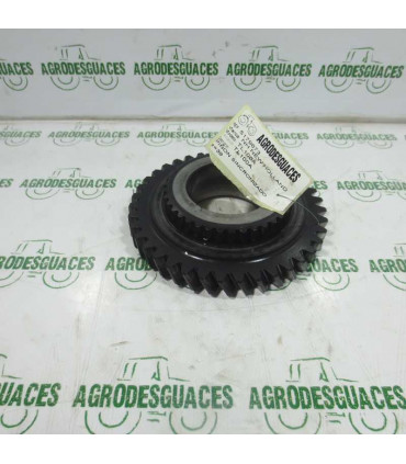 Piñón sincronizado usado New Holland 5179673
