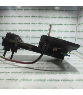 Tapa de palancas usada Case 47129842