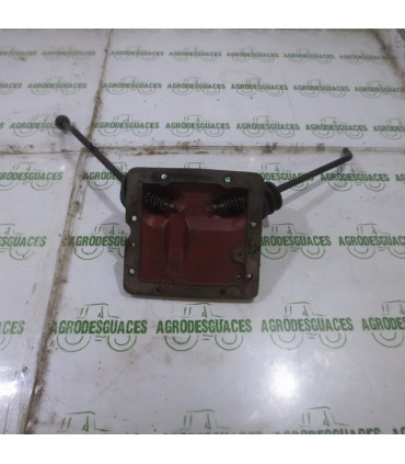 Tapa palancas usada Case 1967707C1