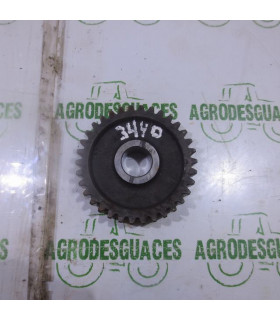 Piñón 34 dientes usado John Deere 3440