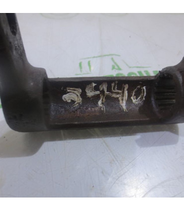 Horquilla embrague usada John Deere 3440