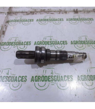 Eje salida TDF usada Massey Ferguson 3582533M4