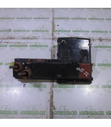 Tapa palancas usadas New Holland 5185751