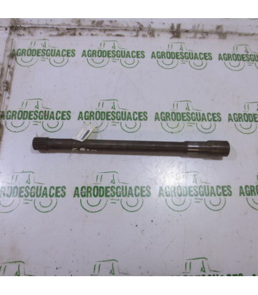 Eje salida usado John Deere L110257