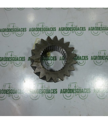 Piñón del eje secundario TDF usado John Deere R95141