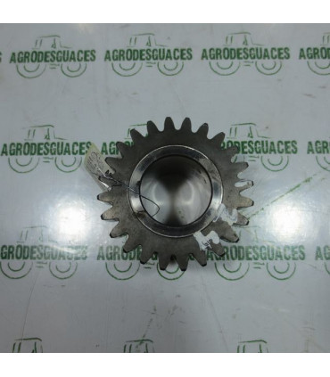 Piñón salida DT usado New Holland 5125011