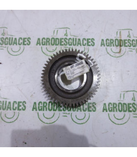 Piñón sincronizado usado New Holland 81871937