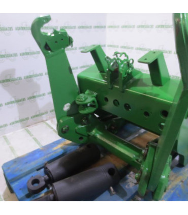 Tripuntal delantero usado John Deere 8320