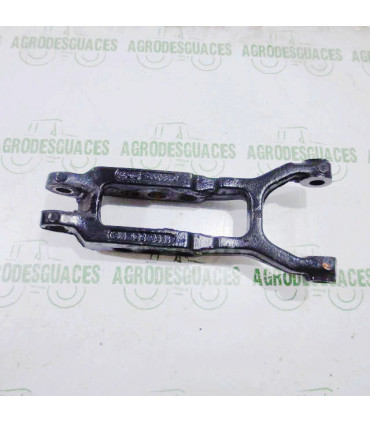 Soportes Varillas Elevador Usado Massey Ferguson 3809628M91