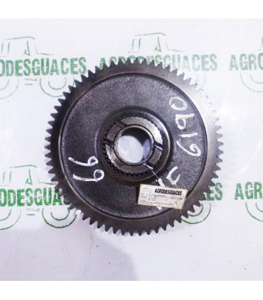 Piñón sincronizado TDF usado Massey Ferguson 3715213M93