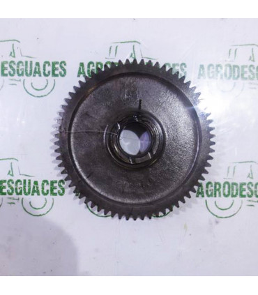 Piñón sincronizado TDF usado Massey Ferguson 3715213M93