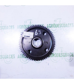 Piñón sincronizado TDF 63 dientes usado New Holland 5192227
