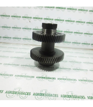 Piñón doble caja intermedia usado John Deere L156144